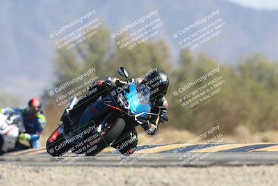 media/Oct-13-2025-Moto Forza (Mon) [[a66d839500]]/2-A Group/Session 4 Turn 7/